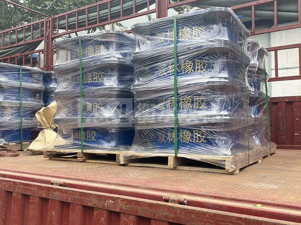 高层建筑隔震支座