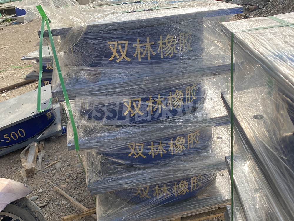 建筑分层橡胶隔震支座生产厂家